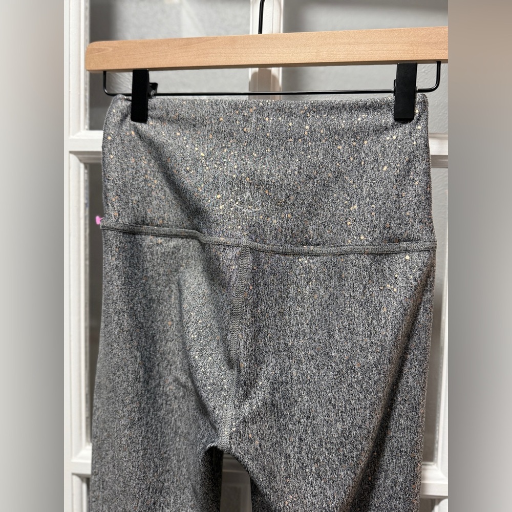 Beyond Yoga Alloy Ombre Sparkle High Waisted Midi Legging - Picture 12 of 14